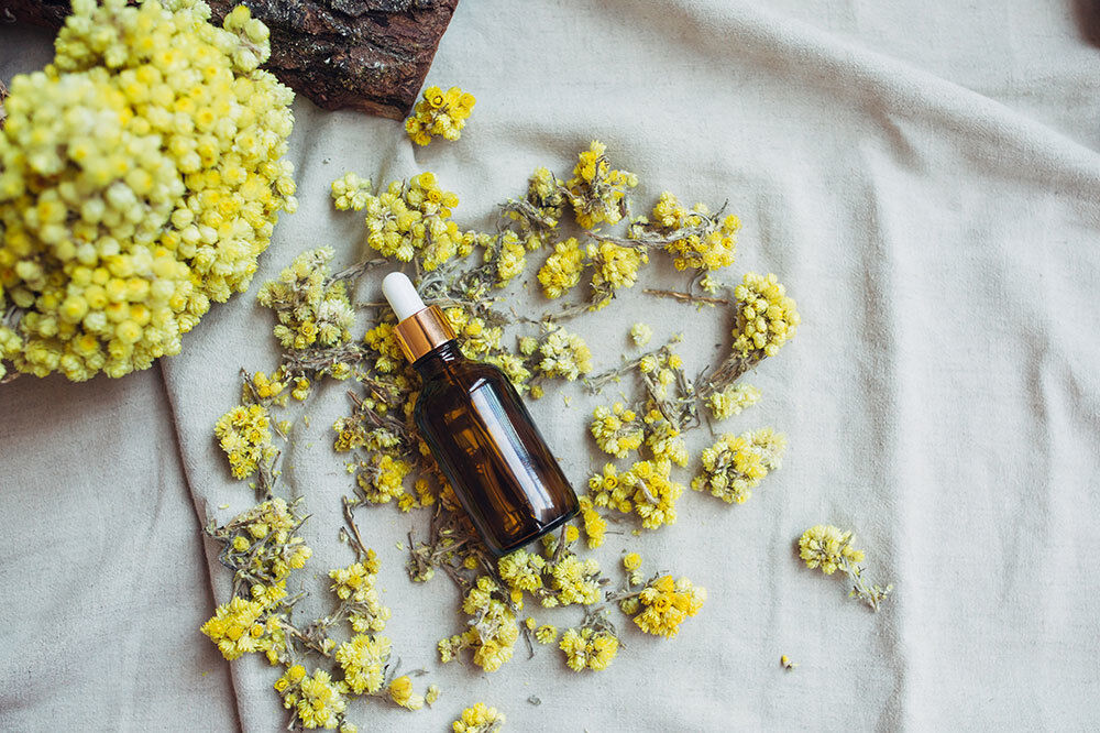 L'huile essentielle d'immortelle pour les rides : conseils